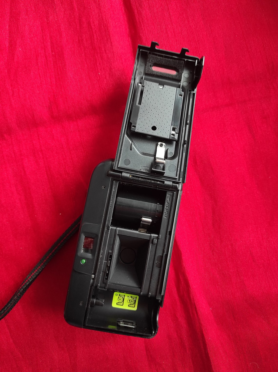 Vintage Premier PC-664 Film Camera, 35mm Point and Shoot, foto 3 di 5