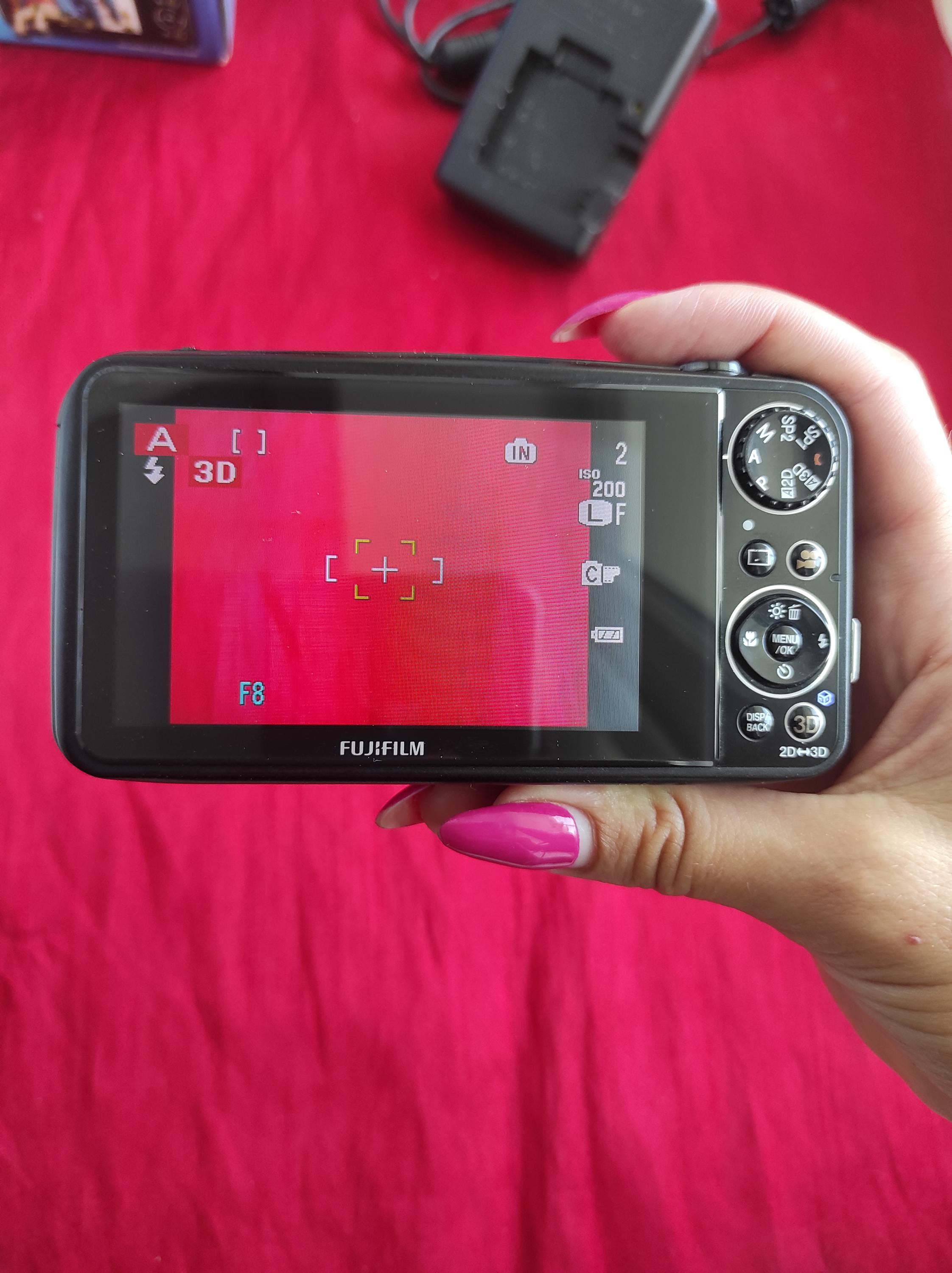 Digital Camera Fujifilm Finepix Real 3D W3 Black, Working Digital Camera Fujifilm Finepix Real 3D W3 Black, Working