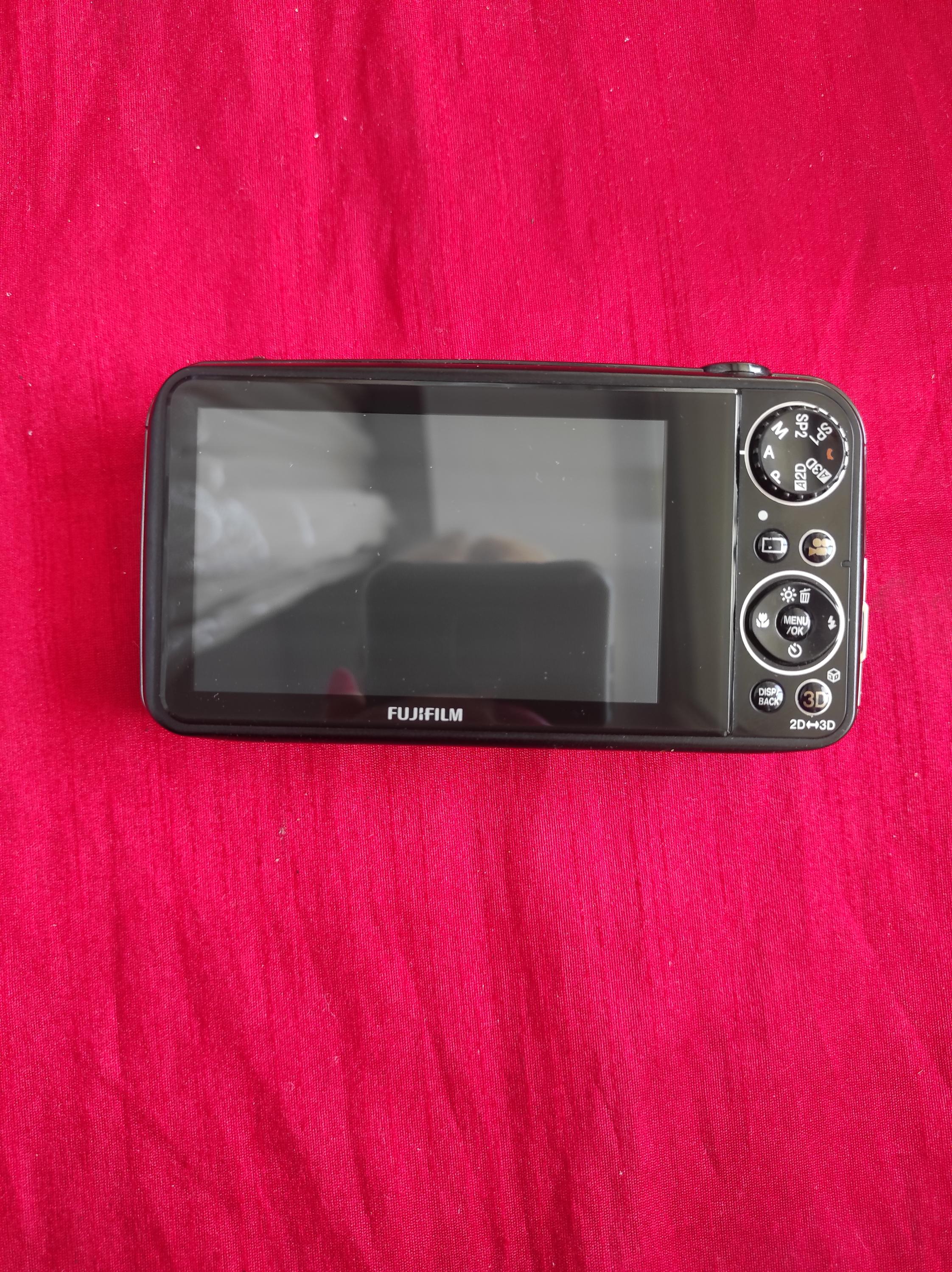 Digital Camera Fujifilm Finepix Real 3D W3 Black, Working Digital Camera Fujifilm Finepix Real 3D W3 Black, Working