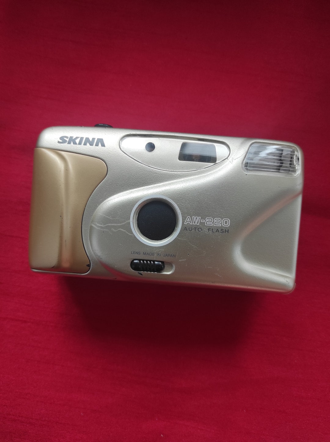 SKINA AW 220 Vintage Camera, Film Camera, Pointing and Shooting Camera