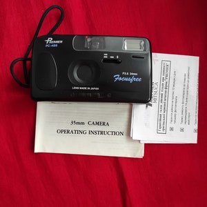 Vintage Filmkamera Premier PC-488, funktionierende Filmkamera, Punkt- und Aufnahmekamera