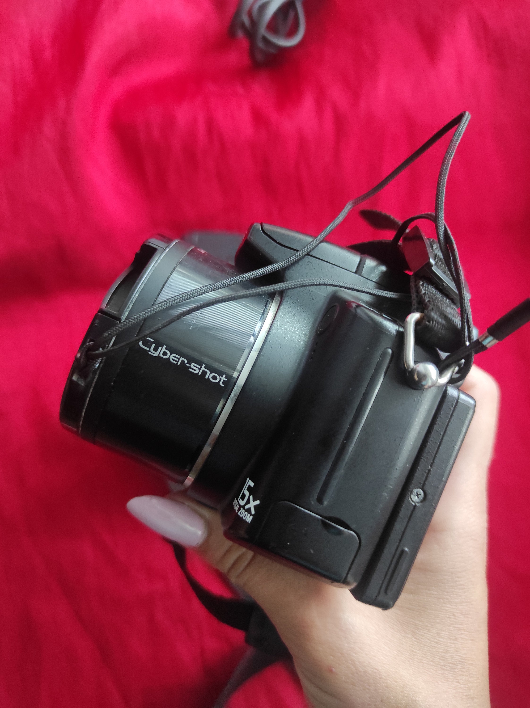 Amazon.com : Sony Cyber-shot DSCH50 9.1 MP Digital Camera