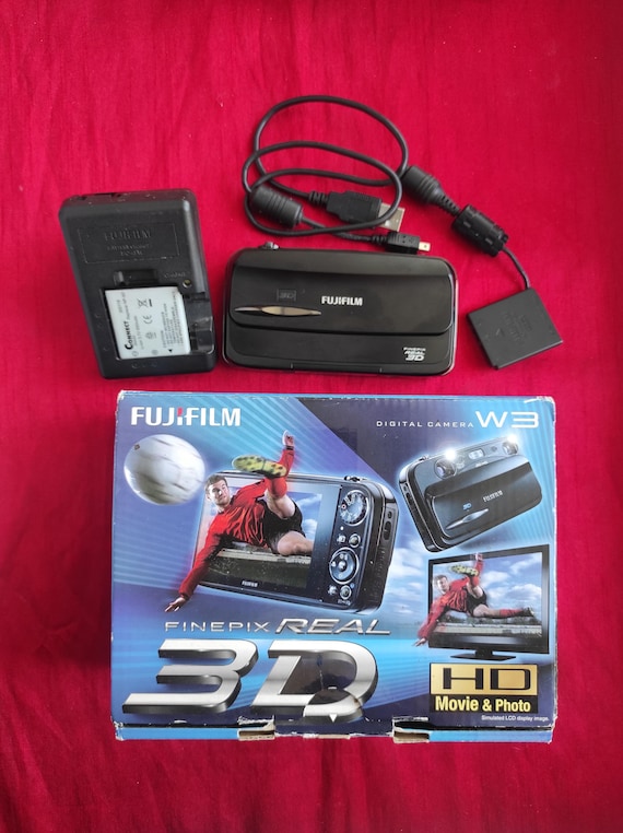 Digital Camera Fujifilm Finepix Real 3D W3 Black, Working Digital Camera Fujifilm Finepix Real 3D W3 Black, Working