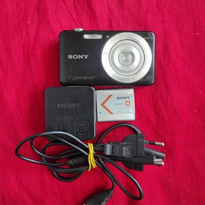 Digital camera Sony Cyber-shot DSC-W710, working digital camera