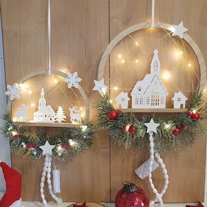 Fensterdeko Weihnachten Rot mit LED Lichterkette - Weihnachtsdeko Häuser Kirche