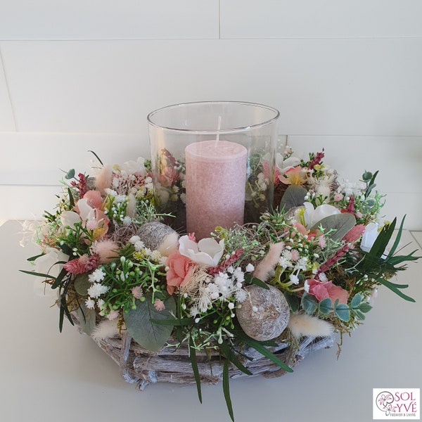 Tischkranz Frühling Rosé Weiß mit Windlichtglas & Kerze - Kerzenkranz