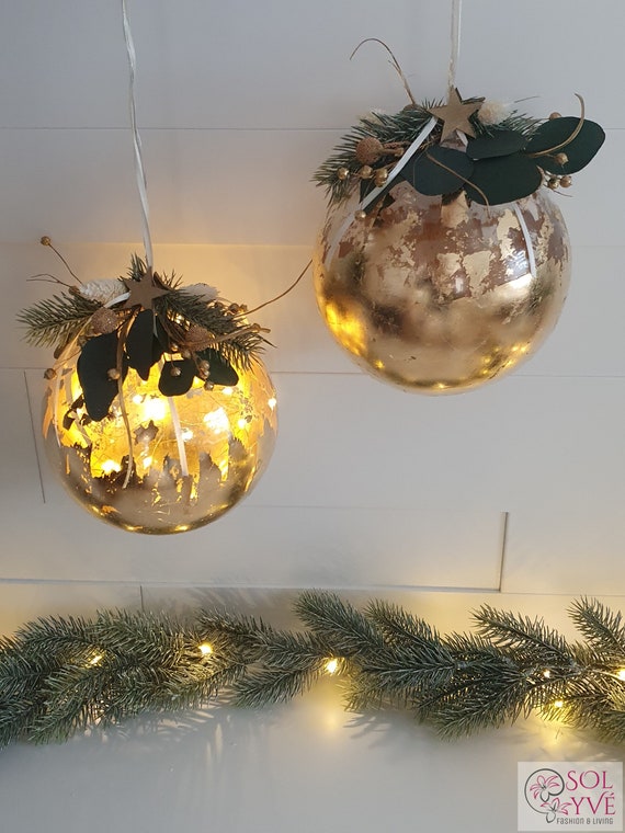 Fensterdeko Kugel Blattmetall beleuchtet