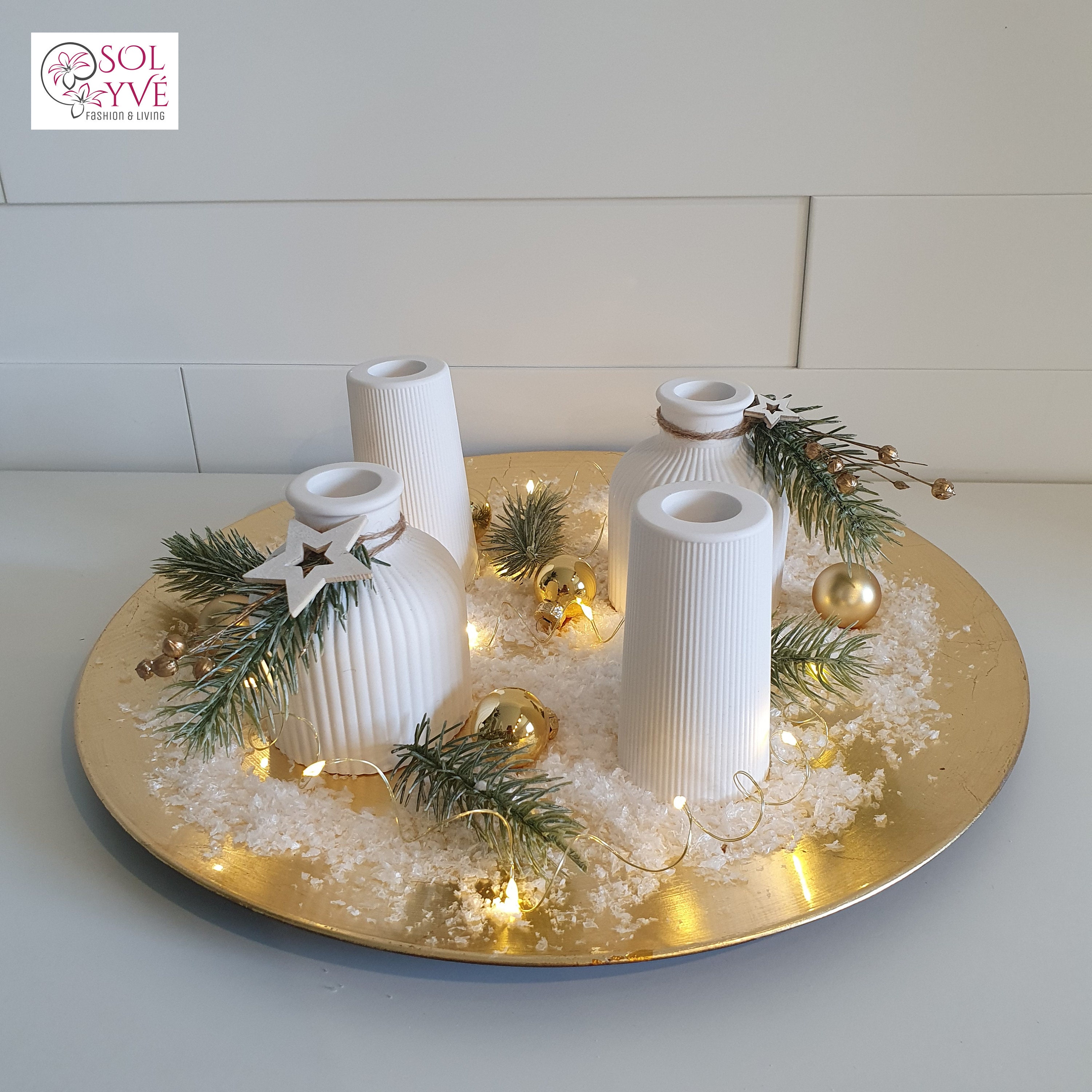 Adventskranz Gold Tablett rund und Keramik Kerzenhalter Komplettset inklusive 8 Kerzen und Deko