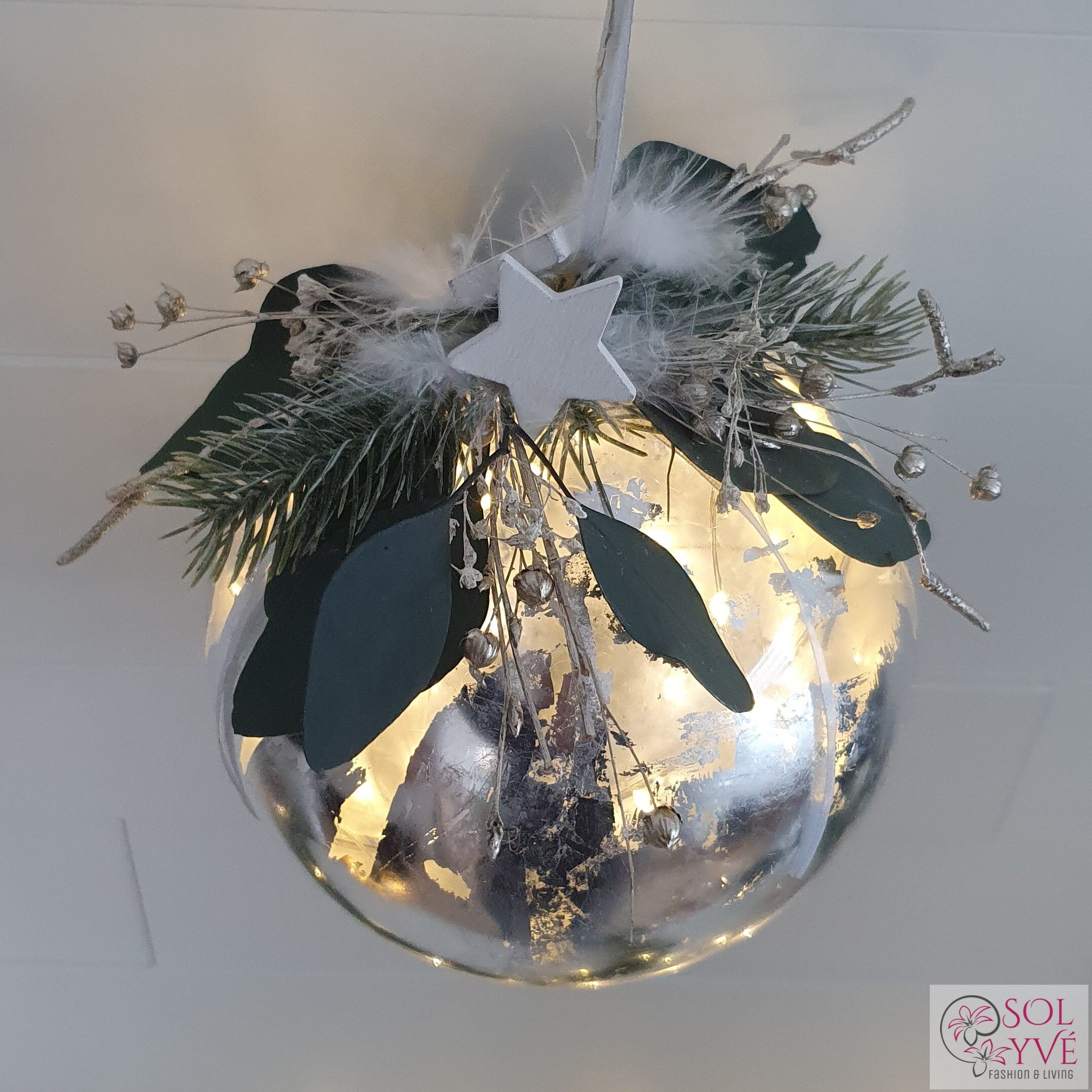 winterdeko im glas Guten Morgen ihr Lieben,, Winterdeko, Habt ihr auch schon Lust auf ein bisschen Winterlook zwischendurch? , Dafür habe ich ein verwendet und die Christrose mit Moos umwickelt. Zum Schluss noch Christrosen