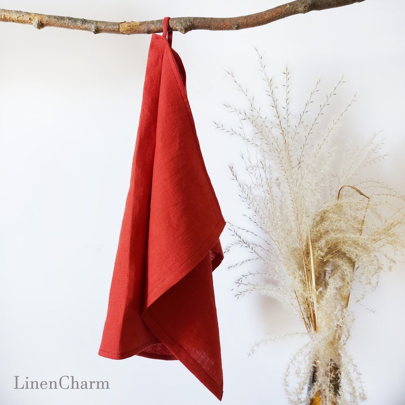 Linen tea towel. Kitchen towel in red brick color. Our linen towels have a loop, so you can hang it in any convenient place. Linen is a strong and durable fabric that can withstand repeated use and washing.