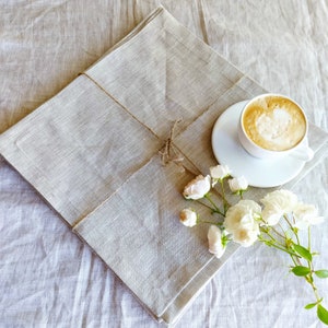 Find out our natural linen napkins. Soft wholesale linen napkins.