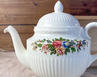1950s Wedgwood Edme Conway Teapot White Earthenware