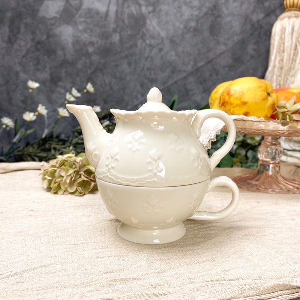 Vintage Skye McGhie Cream Lace Porcelain Tea for One