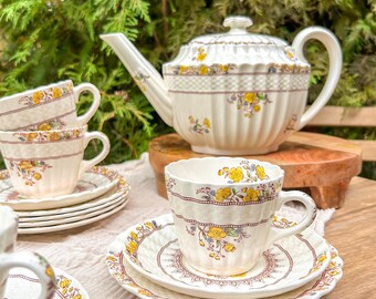 Spode England and Copeland Buttercup Tea Pot & Set Selection