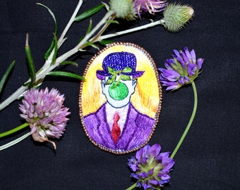 Broche brodée main « Le fils de l'homme »