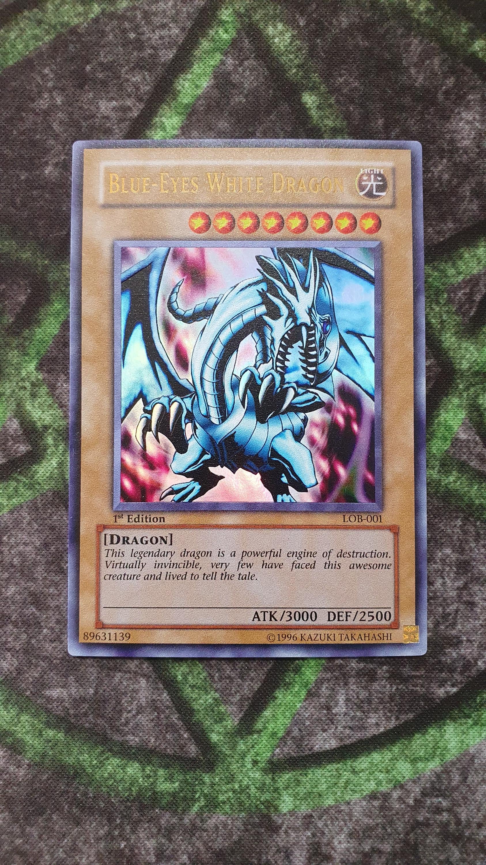 Blue-eyes White Dragon LOB Ultra Rare-common 
