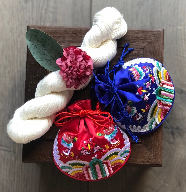 Type2 traditional lucky pouch for hanbok dohl celebration