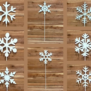 Snow Flake / Metal Snowflake / Holiday Decoration / Yard Art / Staked Snowflake