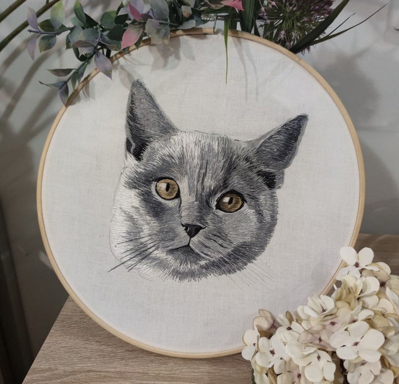 Hand embroidered portait of your pet Memorial Cat portrait. Dog lovers gift cat, lovers gift. Dog portrait. 12cm image 4