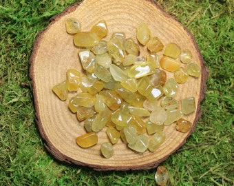 Heliodor Yellow to Green Shades Tumbled and Polished, Small