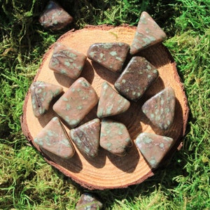 Nunderite Tumbled Medium AKA Nundoorite or Nundorite
