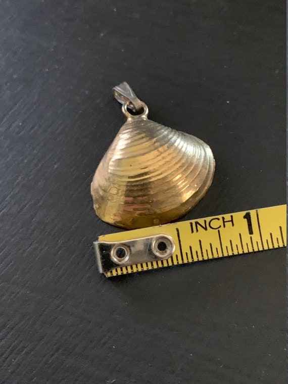 Gold-dipped Shell Pendant | 10K - image 2