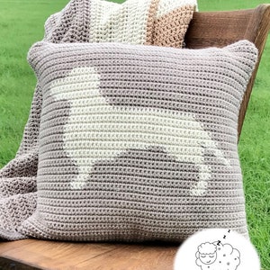 Weenie Dog Crochet Pillow Pattern, Dachshund crochet, intarsia pattern