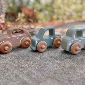 Wide Wheel Cars | Wooden Toy Car | Wood Waldorf Toy with Wheels | Natural Wood Toy Truck | Neutral Baby Gift | Montessori Toddler Toy
