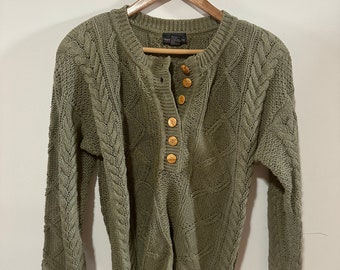 Hunters Run Vintage Cable Knit Sweater with Buttons
