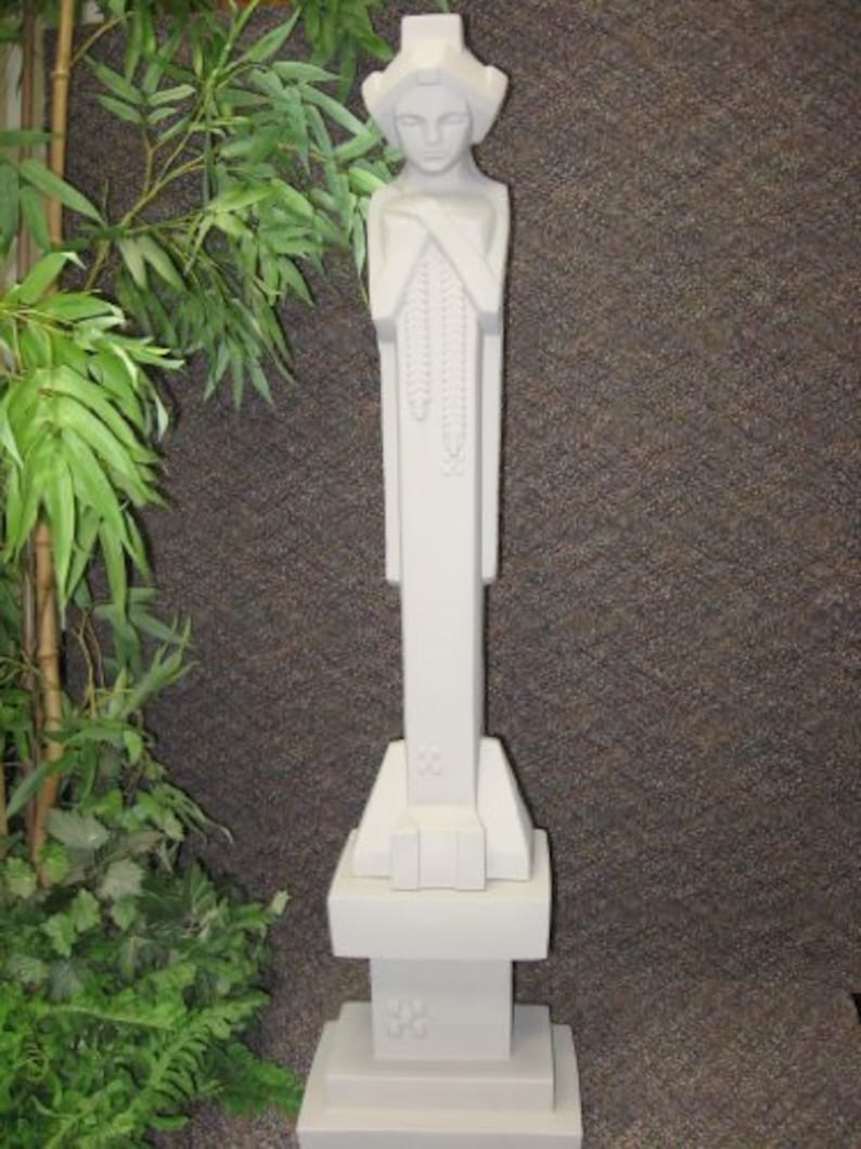 ExteriorAccents Midway Gardens Sprite and Pedestal