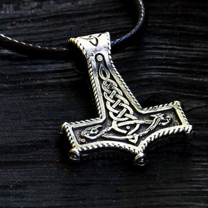 viking jewelry Thor Hummer