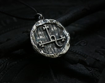Collar con el talismán del símbolo de Lilith: Colgante de bruja feminista