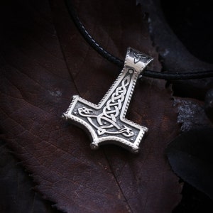 Thor Hummer pendant made of sterling silver