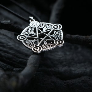 silver pentagram necklace