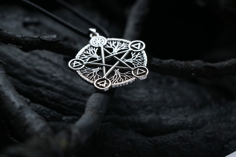 silver pentagram necklace
