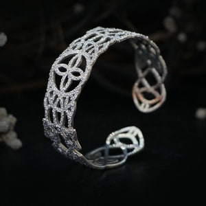 KELTISCHES Knotenarmband aus 925er Sterlingsilber - Armreif - Cuff Bracelet