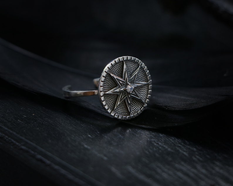 Inanna ring made of Sterling Silver