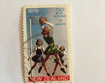 New Zealand * stamp