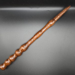 Handmade Chechen Wood Wand | Handcrafted Magic Wand | Hardwood Wizard Wand | Nature Wand