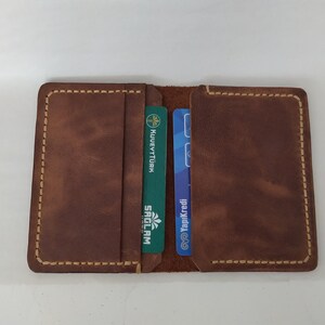 Porte-cartes en cuir, porte-cartes personnalisé, porte-cartes minimaliste artisanal, porte-cartes en cuir, porte-cartes pliable brun