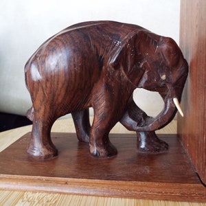 Wooden bookend-Elephant, Handmade bookend with elephant, Book stopper, Book organizer for desk