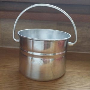 Vintage Aluminium Blech Topf.