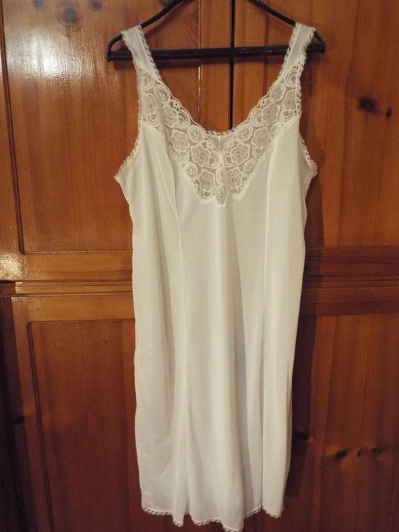 Soviet Vintage 1970s Women's Lingerie, White  Unde