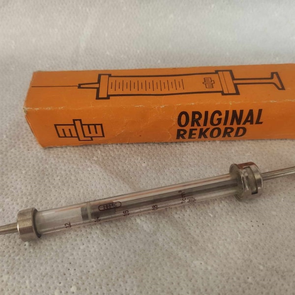 Old Medical Syringe, Glass syringe, Old syring, Glass syring, Medical instrument, Antique Doctor Tool, Medical Collectibles, Made in GDR