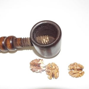 Vintage Wood Screw Nutcracker: Hand-Tooled Italian Design