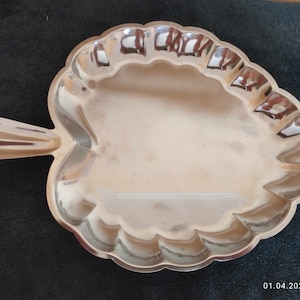 Vintage metal plate  Leaf-Shaped Platter