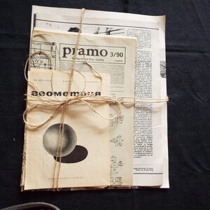 Bündel vintage Buchseiten, Zeitschriftenseiten mit Mustern, Zufällig illustrierte Seiten, Scrapbooking, Decoupage, Sammler Ephemera Dekor,