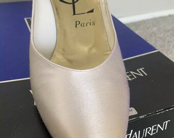 Yves Saint Laurent vintage champagne beige high heel shoes 7.5 Schoenen damesschoenen Pumps 