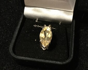 Light yellow Marquise Topaz Necklace