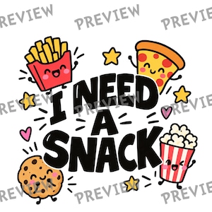 Op de afbeelding: Een grafische illustratie met de tekst I NEED A SNACK in dikke zwarte letters, omringd door stripfiguren van frietjes, een pizzapunt, een koekje met chocoladestukjes en popcorn, allemaal met lachende gezichten, plus kleine gele sterretjes en roze hartjes.